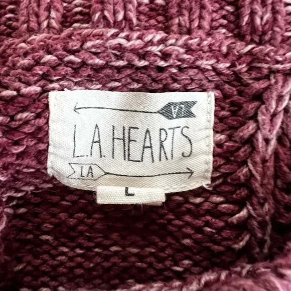L.A. Hearts Cropped Sweater - Picture 6 of 6